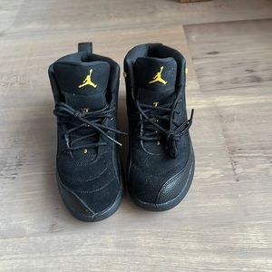 NWOB kids Jordan 12s Black Taxi